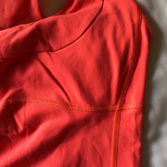 Lululemon scoop neck tank - Picture 8 of 15